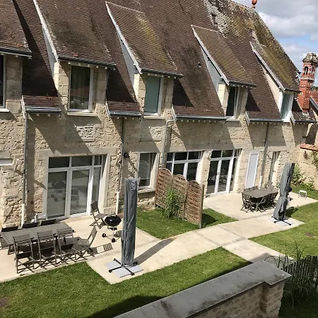 Maison d'hôtes Gîtes Louis De Vauclerc Craonnelle